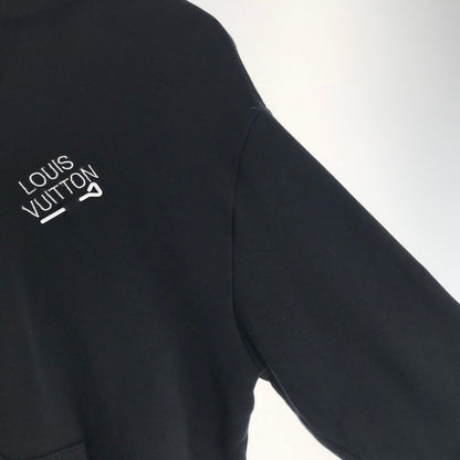 【中古品】【メンズ】 LOUIS VUITTON ルイ･ヴィトン RM231Q IHN HNY56W 23SS SIGNATURE LOGO PULLOVER HOODIE プルオーバー フーディー カラーBLACK SIZE:M 179-260806-ky-05-fuzh 万代Net店
