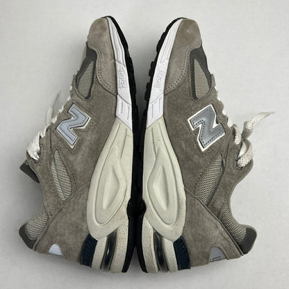 【中古品】【メンズ】 NEABALANCE ニューバランス M990GY2 GRAY SIZE:25.0cm ※箱有 スニーカー 靴 ※使用感あり・外箱傷みあり 162-260807-io-39-fuzh カラー：グレー 万代Net店