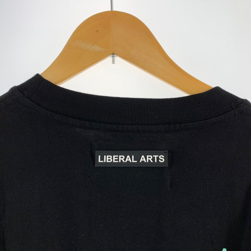 【中古品】【メンズ】 LIBERAL ARTS T-SHIRT リベラル・アーツ Tシャツ BLACK SIZE:L ※糸ほつれ・プリント部分傷みあり 140-260815-io-03-fuzh カラー：ブラック 万代Net店