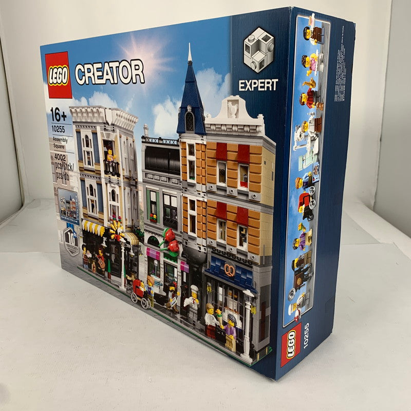 【中古美品】 未開封 LEGO レゴ 10255 にぎやかな街角　レゴストア限定 ブロック おもちゃ 玩具 オモチャ 知育玩具 ※外箱に傷みあり 038-260807-io-03-fuz 万代Net店