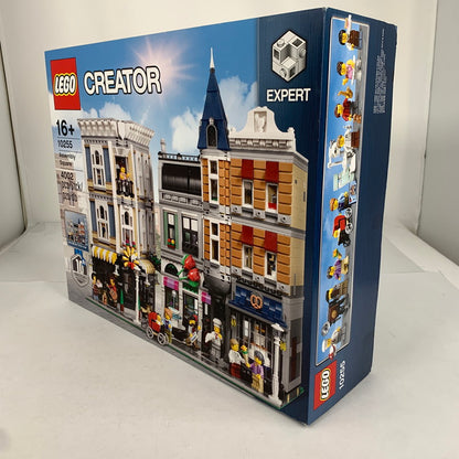 【中古美品】 未開封 LEGO レゴ 10255 にぎやかな街角　レゴストア限定 ブロック おもちゃ 玩具 オモチャ 知育玩具 ※外箱に傷みあり 038-260807-io-03-fuz 万代Net店
