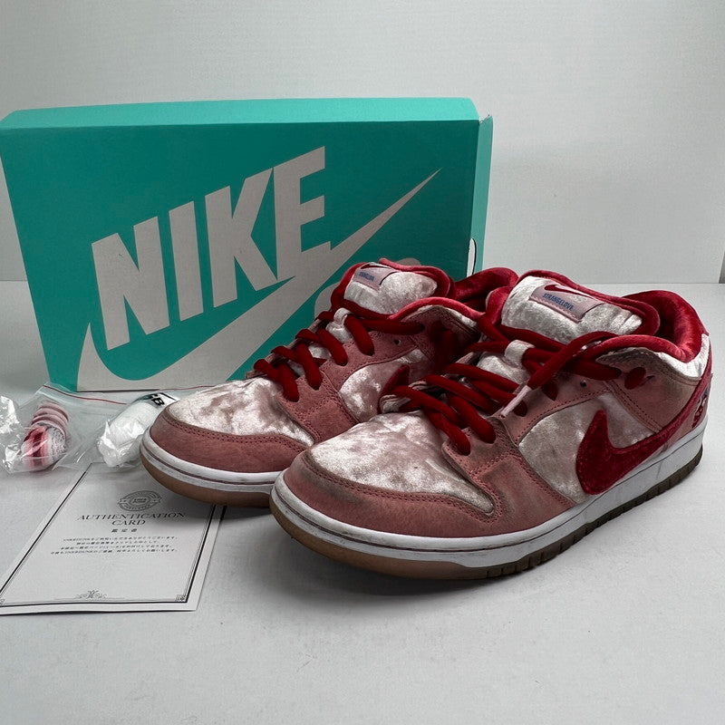 【中古品】【メンズ】 NIKE×STRANGELOVE ナイキ ストレンジラブ CT2552-800 SB DUNK LOW QS "VALENTINES DAY" PINK SIZE:27cm 箱 替え紐付 ※使用感有 スニーカー 靴 160-260807-io-44-fuzh カラー：ピンク 万代Net店