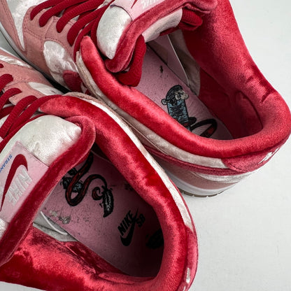 【中古品】【メンズ】 NIKE×STRANGELOVE ナイキ ストレンジラブ CT2552-800 SB DUNK LOW QS "VALENTINES DAY" PINK SIZE:27cm 箱 替え紐付 ※使用感有 スニーカー 靴 160-260807-io-44-fuzh カラー：ピンク 万代Net店