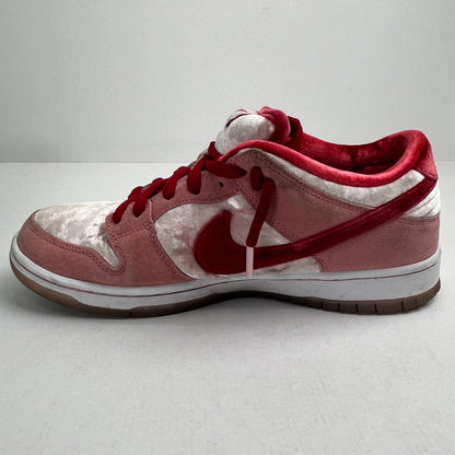 【中古品】【メンズ】 NIKE×STRANGELOVE ナイキ ストレンジラブ CT2552-800 SB DUNK LOW QS "VALENTINES DAY" PINK SIZE:27cm 箱 替え紐付 ※使用感有 スニーカー 靴 160-260807-io-44-fuzh カラー：ピンク 万代Net店