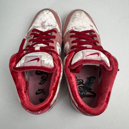 【中古品】【メンズ】 NIKE×STRANGELOVE ナイキ ストレンジラブ CT2552-800 SB DUNK LOW QS "VALENTINES DAY" PINK SIZE:27cm 箱 替え紐付 ※使用感有 スニーカー 靴 160-260807-io-44-fuzh カラー：ピンク 万代Net店