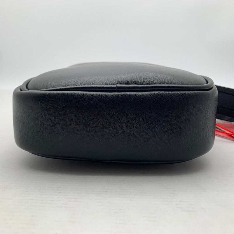 【中古美品】【メンズ】 DIESEL ディーゼル Dロゴプレート ショルダーバッグ クロスボディバッグ タグ付 カバン 188-260809-mh-09-fuzh カラー：ブラック 万代Net店