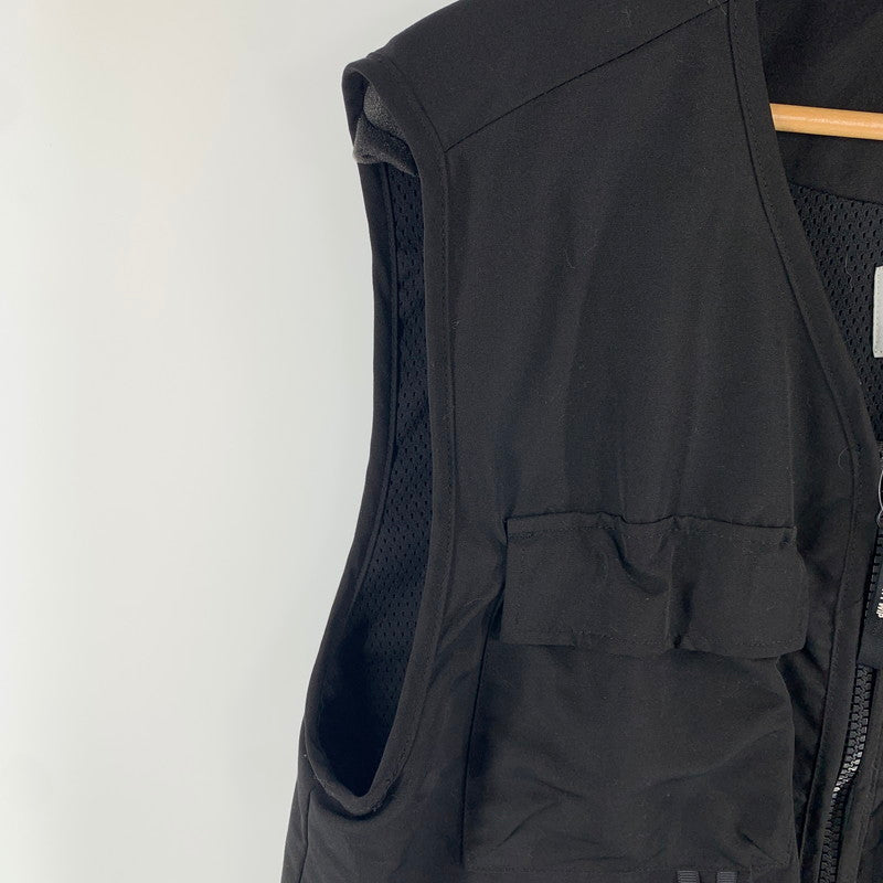 【中古品】【メンズ】 CARHARTT カーハート WIP ELMWOOD VEST エルムウッド ベスト トップス 古着 145-260809-mh-06-fuzh サイズ：M カラー：ブラック 万代Net店