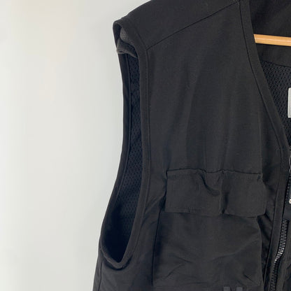 【中古品】【メンズ】 CARHARTT カーハート WIP ELMWOOD VEST エルムウッド ベスト トップス 古着 145-260809-mh-06-fuzh サイズ：M カラー：ブラック 万代Net店