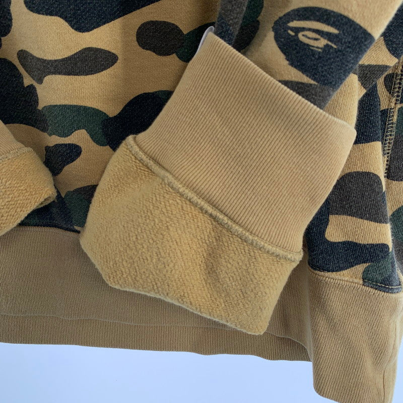 【中古品】【メンズ】 A BATHING APE アベイシング エイプ 001PPC801001X FIRST CAMO HOODIE BAPEストーン パーカー フーディ トップス 古着 142-260809-mh-02-fuzh サイズ：L カラー：カモ柄 万代Net店