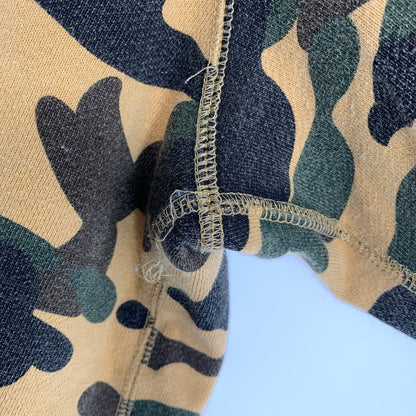 【中古品】【メンズ】 A BATHING APE アベイシング エイプ 001PPC801001X FIRST CAMO HOODIE BAPEストーン パーカー フーディ トップス 古着 142-260809-mh-02-fuzh サイズ：L カラー：カモ柄 万代Net店