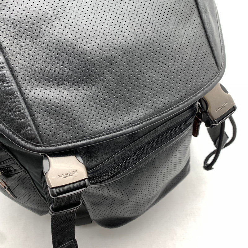 【中古品】【レディース】 COACH コーチ F57477 パーフォレイテッド テレイントレックパック BLACK カバン リュック バックパック ※汚れ・キズあり 180-260811-io-53-fuzh カラー：ブラック 万代Net店