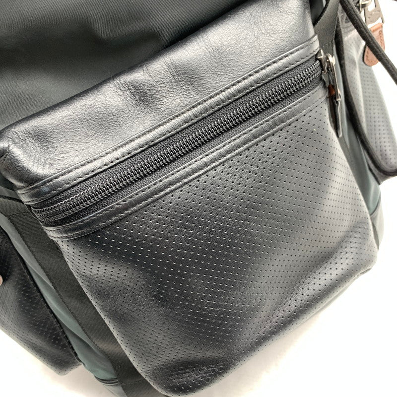 【中古品】【レディース】 COACH コーチ F57477 パーフォレイテッド テレイントレックパック BLACK カバン リュック バックパック ※汚れ・キズあり 180-260811-io-53-fuzh カラー：ブラック 万代Net店