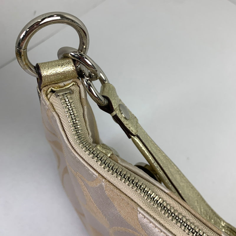 【中古品】【レディース】 COACH コーチ シグネチァー ショルダー バッグ カバン 180-260812-mh-06-fuzh カラー：ベージュシグネチャー ラメ 万代Net店