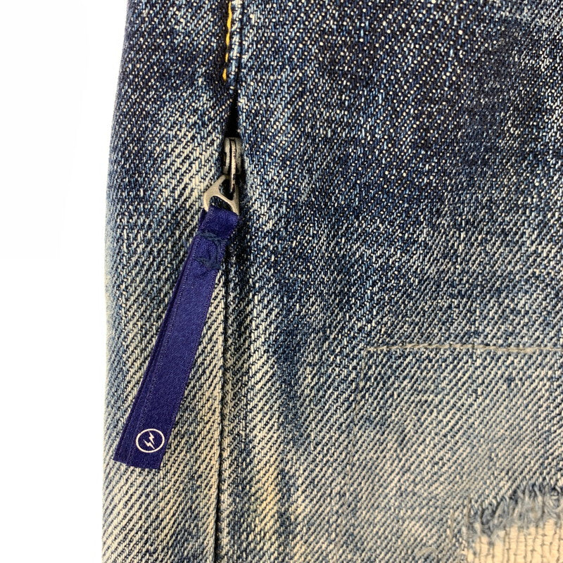 【中古品】【メンズ】 VANQUISH&FRAGMENT ヴァンキッシュ フラグメント MODEL THREE YEARS WASH WIDE STRAIGHT DENIM デニム パンツ ダメージ加工 ストーン ボトムス 古着 151-260813-mh-28-fuzh サイズ：32 カラー：インディゴ 万代Net店