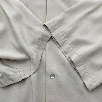 【中古品】【メンズ】 NEEDLES ニードルス KP186 S S COWBOY ONE－UP SHIRT － R PE TWILL 半袖シャツ トップス ブランド 古着 140-260815-gm-49-fuzh サイズ：L カラー：ベージュ 万代Net店