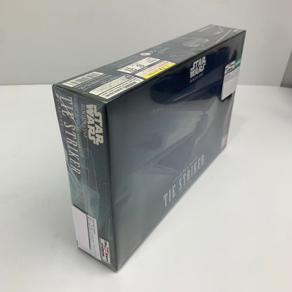 【中古品】 STAR WARS 1/72 タイ・ストライカー 「ローグ・ワン スター・ウォーズ・ストーリー」 フィギュア ※外箱傷みあり 059-261030-mh-27-fuzh 万代Net店