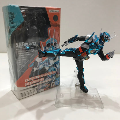 【中古品】 完備品 S.H.F 仮面ライダーガッチャード スチームホッパー フィギュア ※スタンドは付属しません 042-261005-io-25-fuzh 万代Net店