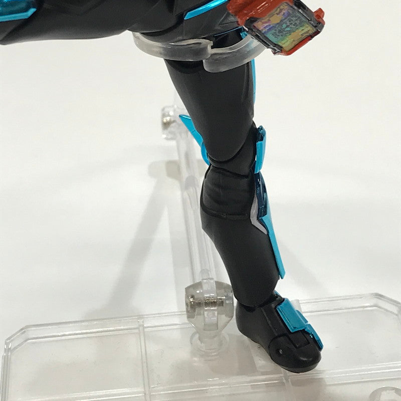 【中古品】 完備品 S.H.F 仮面ライダーガッチャード スチームホッパー フィギュア ※スタンドは付属しません 042-261005-io-25-fuzh 万代Net店