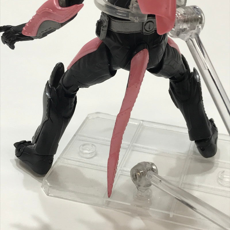 【中古品】 完備品 S.H.F 仮面ライダーバイス レックスゲノム フィギュア ※汚れあり※スタンドは付属しません 042-261005-io-24-fuzh 万代Net店