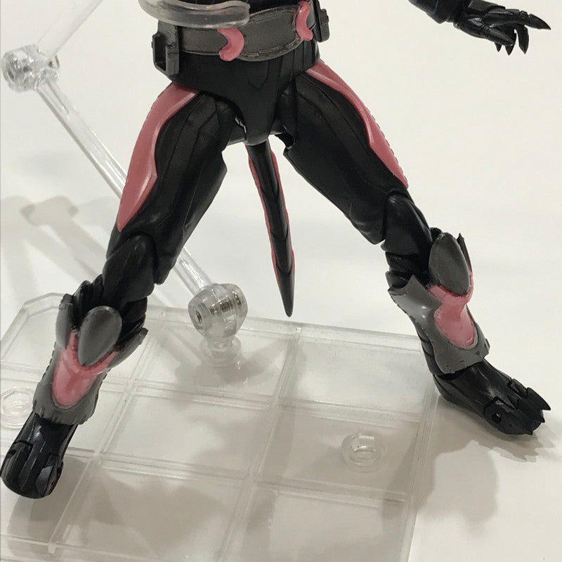 【中古品】 完備品 S.H.F 仮面ライダーバイス レックスゲノム フィギュア ※汚れあり※スタンドは付属しません 042-261005-io-24-fuzh 万代Net店