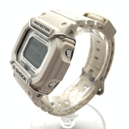 【中古品】【メンズ】 G-SHOCK DW-D5600P 腕時計 WHITE クォーツ 本体のみ ※汚れ.使用感有 時計 196-260820-io-01-fuzh 万代Net店