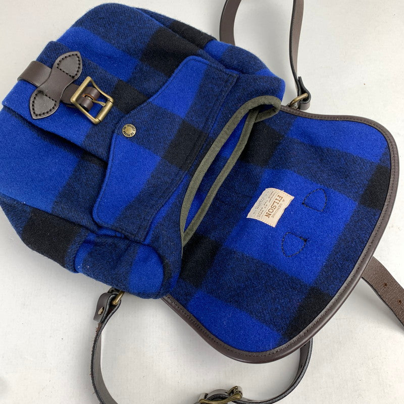 【中古品】【メンズ】 FILSON MACKINAW フィルソン マッキーノ スモール フィールド バッグ チェック BLUE USA製.24オンス カバン ショルダーバッグ かばん 鞄 ※毛玉・使用感あり 188-260822-io-03-fuzh 万代Net店