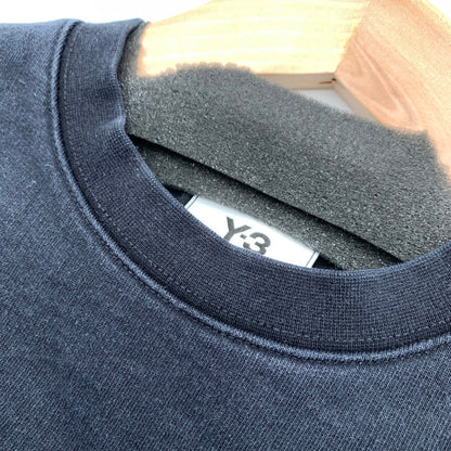 【中古品】【メンズ】 Y-3 ワイスリー CLASSIC CHEST LOGO CREW SWEATSHIRT クラシック チェスト ロゴ クルースウェットシャツ トレーナー Sサイズ ※首元ヨレ・線跡・使用感あり 140-260823-io-14-fuzh 万代Net店