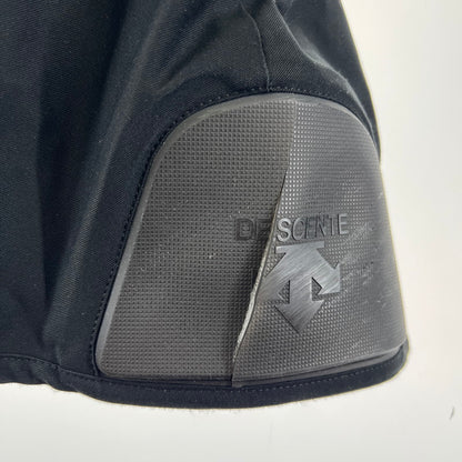 【中古品】【レディース】 DESCENTE デサント ウェア ズボン スノーウェア スキー ※破損個所あり・汚れ・使用感あり 127-261022-io-07-fuz サイズ：9 カラー：ブラック 万代Net店