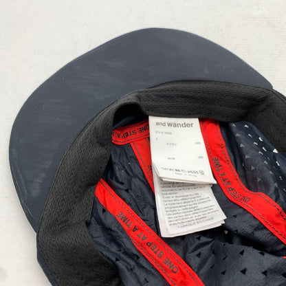 【中古品】【メンズ】 AND WANDER アンドワンダー×ALTRA VENTILATION CAP キャップ 帽子 カラーネイビー サイズF 185-260825-ky-02-fuzh 万代Net店