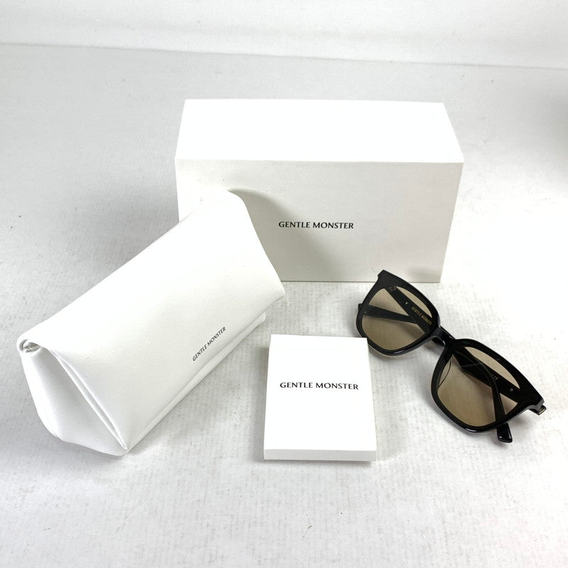 【中古品】【メンズ】 GENTLE MONSTER ジェントルモンスター LILIT SUNGLASSES サングラス BLACK ケース・箱付属 ※歪みあり 203-260829-io-27-fuzh カラー：ブラック 万代Net店