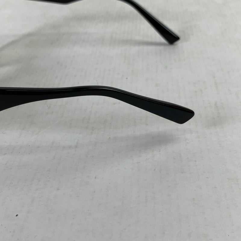 【中古品】【メンズ】 GENTLE MONSTER ジェントルモンスター LILIT SUNGLASSES サングラス BLACK ケース・箱付属 ※歪みあり 203-260829-io-27-fuzh カラー：ブラック 万代Net店