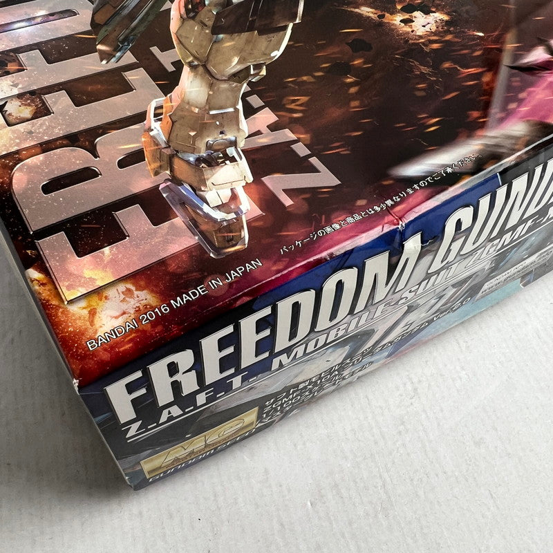 【中古美品】 MG 1/100 機動戦士ガンダムUC フリーダムガンダム Ver.2.0 赤ロゴ版 ガンプラ プラモデル 058-260831-ky-57-fuzh 万代Net店