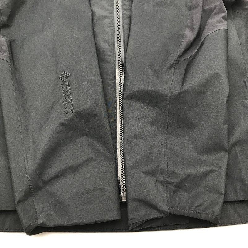 【中古品】【メンズ】 ARC'TERYX アークテリクス SORANO HOODY ソラノ フーディ ジャケット 上着 アウター BLACK Sサイズ ※首回り汚れ・白い汚れあり 144-260830-io-45-fuzh カラー：ブラック 万代Net店