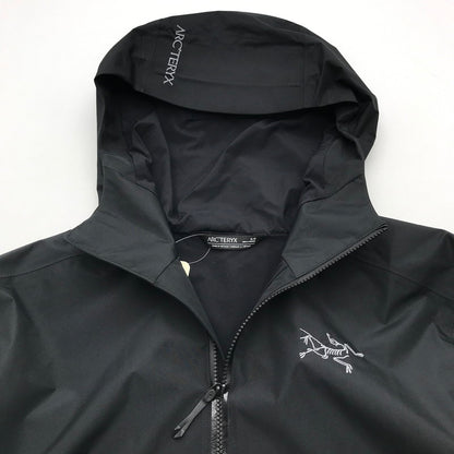 【中古品】【メンズ】 ARC'TERYX アークテリクス SORANO HOODY ソラノ フーディ ジャケット 上着 アウター BLACK Sサイズ ※首回り汚れ・白い汚れあり 144-260830-io-45-fuzh カラー：ブラック 万代Net店