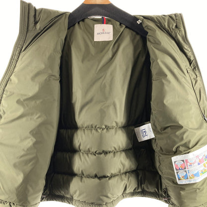 【中古品】【メンズ】 MONCLER モンクレール K20911A00228 LAVERAET PUFFER JACEKT カラー KHAKI ダウンジャケット SIZE:2 アルメニア製 141-260828-ky-03-fuzh 万代Net店