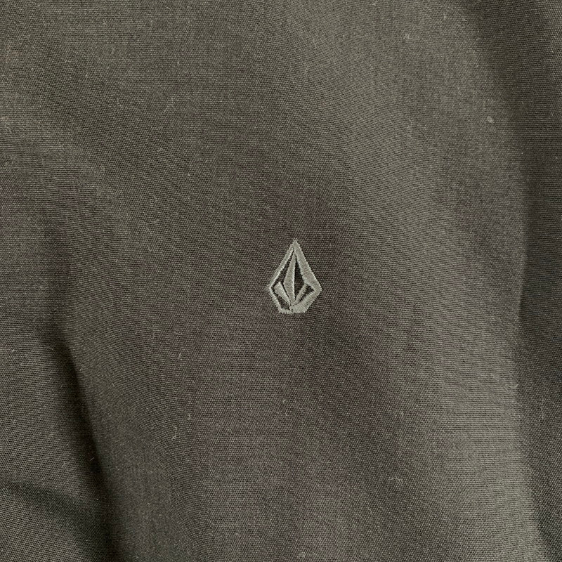 【中古品】【メンズ】 VOLCOM ボルコム A1731700 HERNAN JACKET ジャケット アウター コート 古着 148-261009-mh-01-fuzh サイズ：M カラー：ブラック 万代Net店