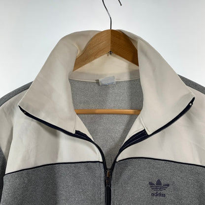 【中古品】【メンズ】 ADIDAS アディダス TRACK JACKET トラックジャケット WHITE GRAY XLサイズ ※シミあり 145-260830-io-53-fuzh カラー：ホワイトグレー 万代Net店