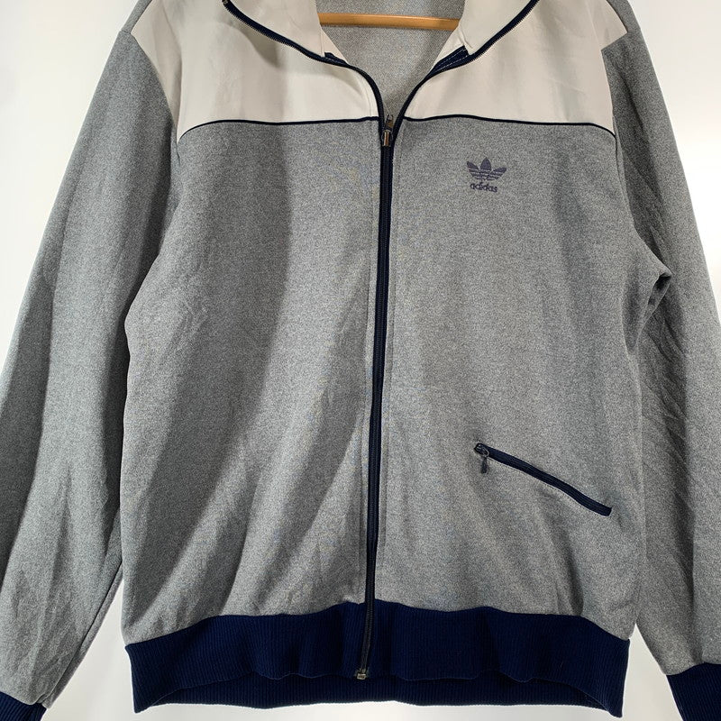 【中古品】【メンズ】 ADIDAS アディダス TRACK JACKET トラックジャケット WHITE GRAY XLサイズ ※シミあり 145-260830-io-53-fuzh カラー：ホワイトグレー 万代Net店