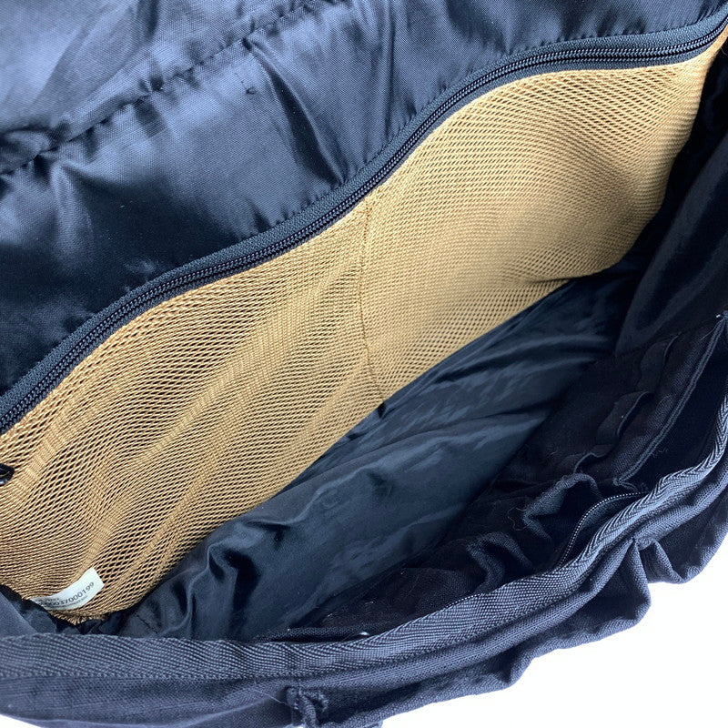 【中古品】【メンズ】 CARHARTT カーハート B000037000199 CARGO SERIES MESSENGER BAG カバン メッセンジャーバッグ かばん 鞄 バッグ BLACK 188-260829-io-30-fuzh カラー：ブラック 万代Net店