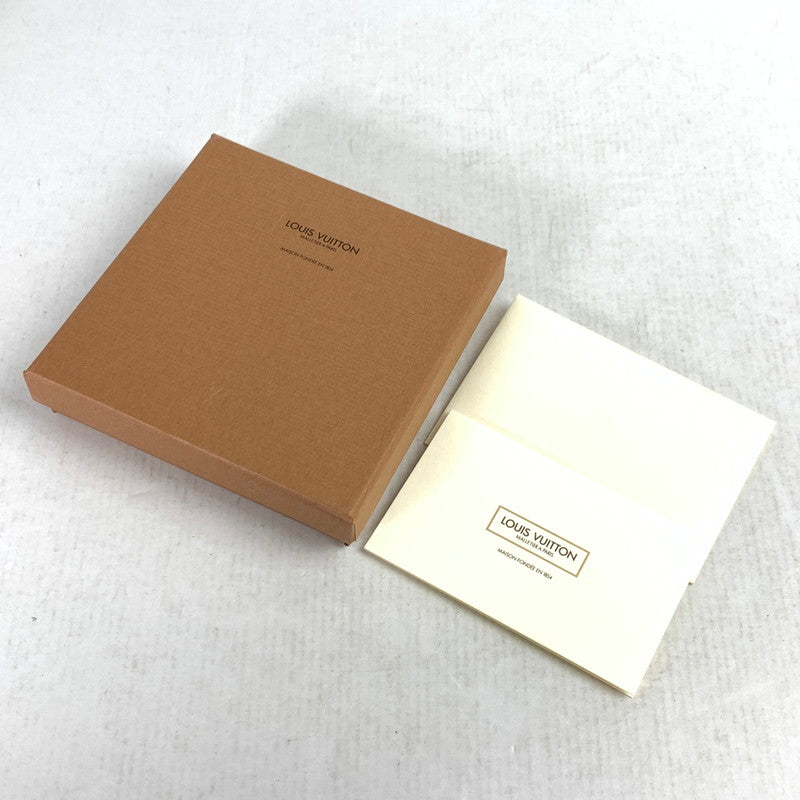 【中古品】【メンズ】 LOUIS VUITTON ルイ・ヴィトン M63542 エピ ポルト ビエ カルト クレディ モネ レザー ノワール BLACK 箱・SHOP袋付属 ※使用感・ふくらみ型あり・袋傷みあり 179-260829-io-21-fuzh カラー：ブラック 万代Net店