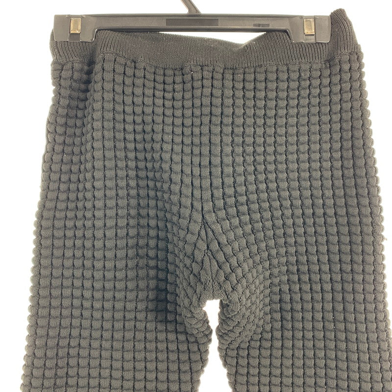 【中古品】【メンズ】 1PIU1UGUALE3 RELAX ウノピゥウノウグァーレトレ リラックス USK-24003 スピンドルロゴワッフル ジョガーパンツ BLACK Sサイズ ※引っ掛けあり・使用感あり 151-260830-io-03-fuzh カラー：ブラックレッド 万代Net店