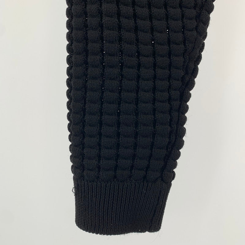【中古品】【メンズ】 1PIU1UGUALE3 RELAX ウノピゥウノウグァーレトレ リラックス USK-24003 スピンドルロゴワッフル ジョガーパンツ BLACK Sサイズ ※引っ掛けあり・使用感あり 151-260830-io-03-fuzh カラー：ブラックレッド 万代Net店