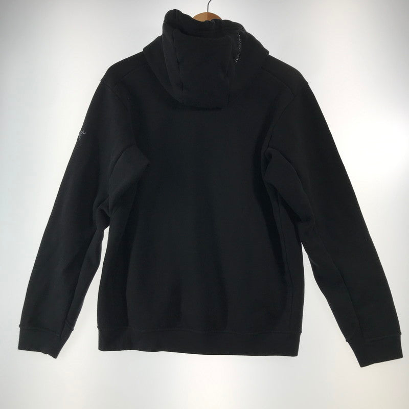 【中古品】【メンズ】 ARC'TERYX アークテリクス X000009788 EMBLEM FLEECE HOODY エンブレム フリース フーディー パーカー BLACK Sサイズ プルオーバー ※汚れ・使用感あり 144-260830-io-48-fuzh カラー：ブラック 万代Net店