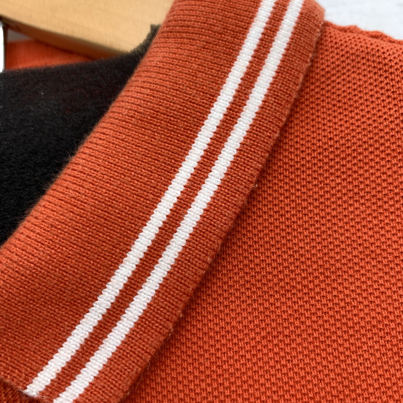 【中古品】【メンズ】 MONCLER モンクレール MAGLIA POLO MANICA CORTA S S POLO SHIRT ポロシャツ ORANGE Lサイズ ※首回りスレ・変色・使用感・ボタン色抜けあり 141-260830-io-55-fuzh カラー：オレンジ 万代Net店