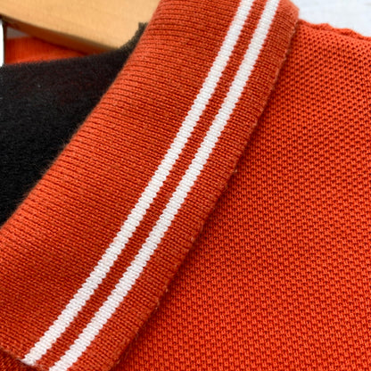 【中古品】【メンズ】 MONCLER モンクレール MAGLIA POLO MANICA CORTA S S POLO SHIRT ポロシャツ ORANGE Lサイズ ※首回りスレ・変色・使用感・ボタン色抜けあり 141-260830-io-55-fuzh カラー：オレンジ 万代Net店