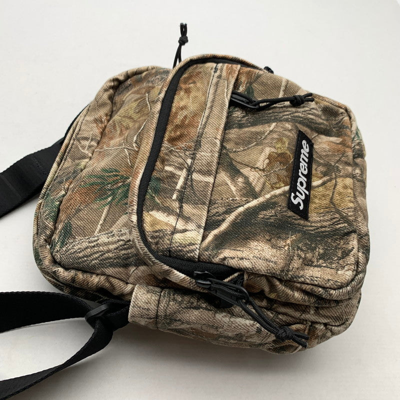 【中古品】【メンズ】 SUPREME DENIM SHOULDER BAG シュプリーム デニム ショルダーバッグ カモフラージュ 迷彩柄 "REALTREE AP CAMO" カバン バッグ かばん 188-260830-io-59-fuzh 万代Net店