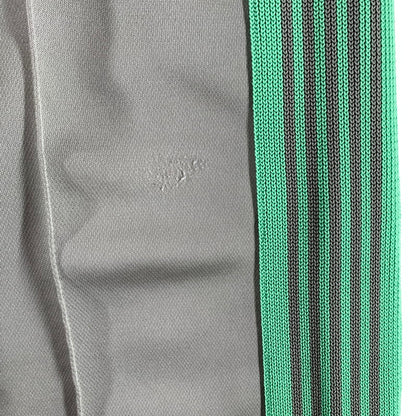 【中古品】【メンズ】 NEEDLES ニードルス MR526 TRACK PANT トラックパンツ ジャージ GRAY SIZE:XS ※シミ・引っ掛け・毛玉有 151-260912-io-01-fuzh カラー：グレー 万代Net店