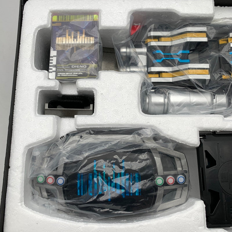 【中古品】 完備品 コンプリートセレクションモディフィケーション ディエンドライバー＆ディエンド ベルト 仮面ライダーディケイド ※インナーパッケージ傷みあり 042-260909-io-35-fuzh 万代Net店