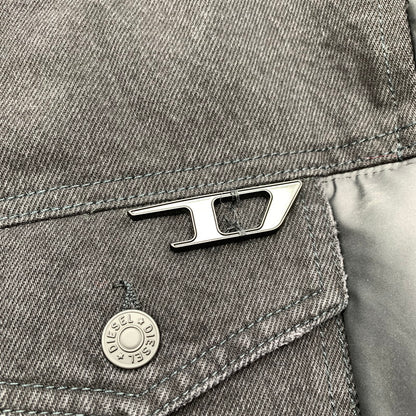 【中古品】【メンズ】 DIESEL ディーゼル 00SY7U D-SHYLA デニム切替 中綿ジャケット BLACK Lサイズ 異素材切替 タグ付き ※白いスレあり 141-260831-io-09-fuzh カラー：ブラック 万代Net店