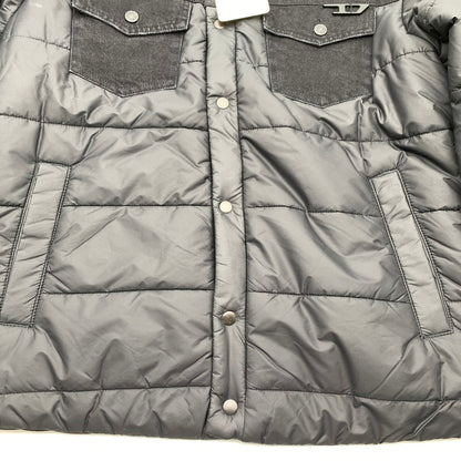 【中古品】【メンズ】 DIESEL ディーゼル 00SY7U D-SHYLA デニム切替 中綿ジャケット BLACK Lサイズ 異素材切替 タグ付き ※白いスレあり 141-260831-io-09-fuzh カラー：ブラック 万代Net店